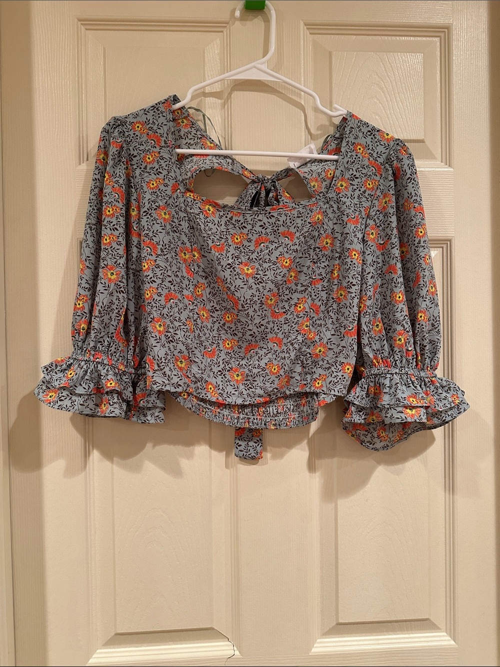 NWT Floral Tie-Back Peasant Blouse -